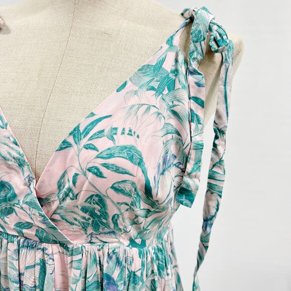 Olivaceous Womens Leaf Print V-Neck Tie Sleeve Pleated Fit & Flare Dress Large - Picture 2 of 10